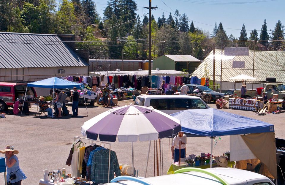 Sierra Vista Community Center Flea Market